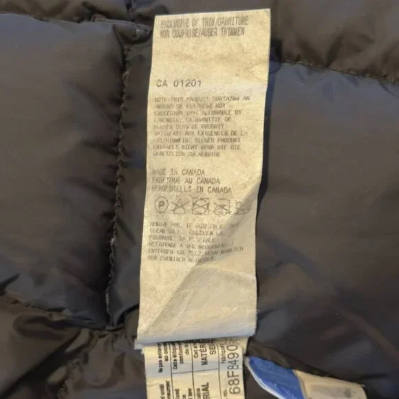 Canada Goose Original Trillium Parka – Women's Medium – Black - Picture 10 of 11